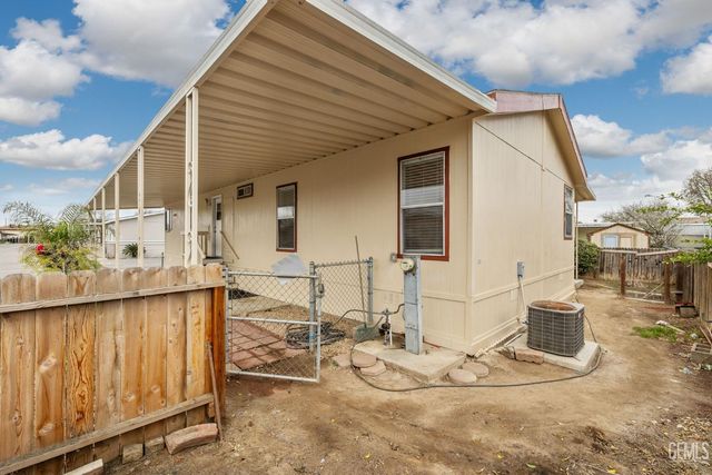 6351 Akers Road 107, Bakersfield, CA 93313