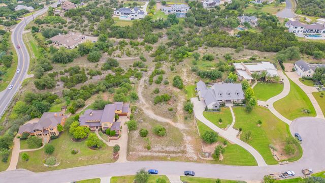 105 Stephanie LN, Lakeway, TX 78738
