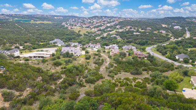 105 Stephanie LN, Lakeway, TX 78738
