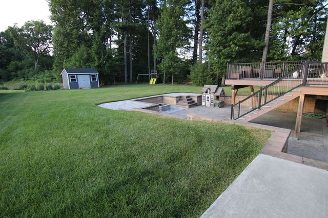 27 Breighly Way, Westfield, MA 01085
