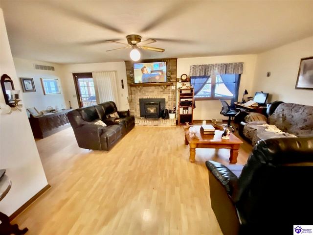 1060 Concord Point Road, Falls Of Rough, KY 40119