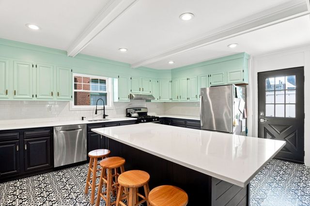 3 Lauten Place, Boston, MA 02127