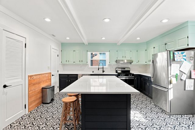 3 Lauten Place, Boston, MA 02127