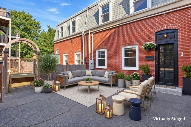 3 Lauten Place, Boston, MA 02127
