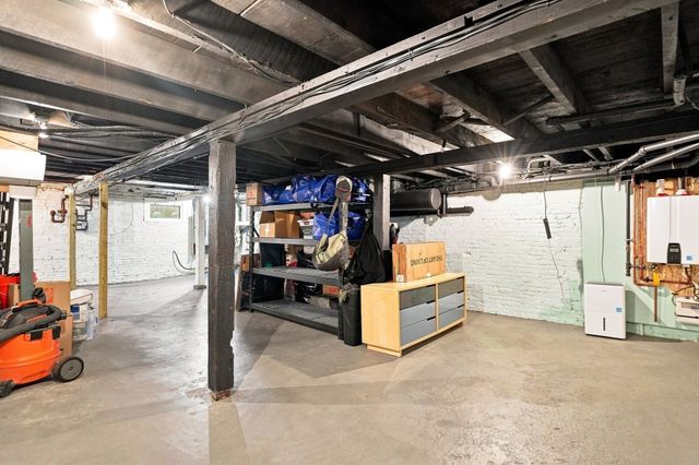 3 Lauten Place, Boston, MA 02127