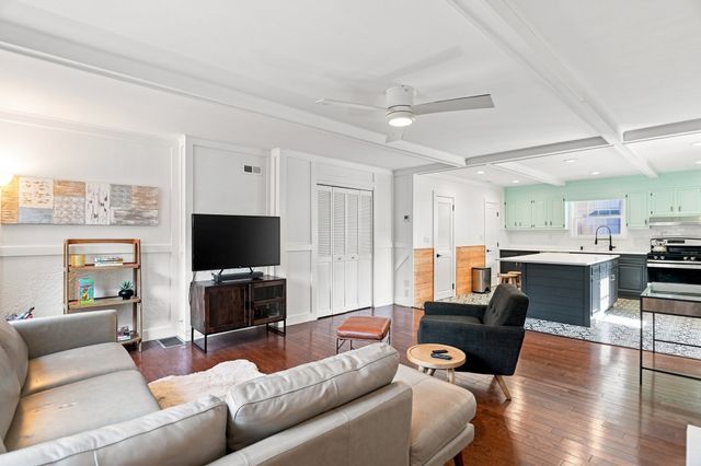 3 Lauten Place, Boston, MA 02127