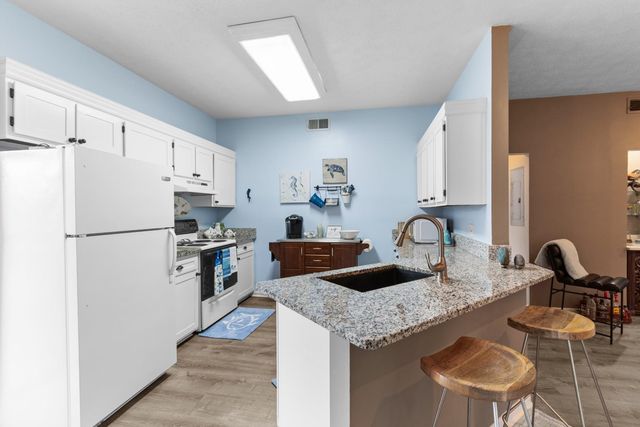 1356 Glenns Bay Rd Apt 103D, Surfside Beach, SC 29575