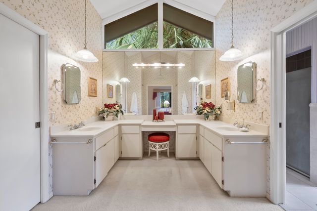 5011 SE Burning Tree Circle, Stuart, FL 34997