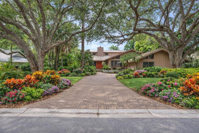 5011 SE Burning Tree Circle, Stuart, FL 34997