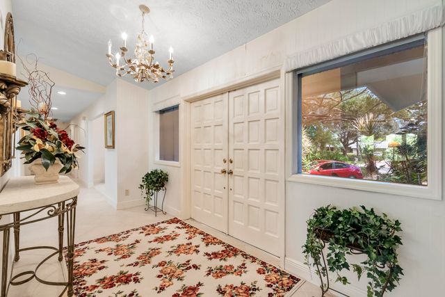 5011 SE Burning Tree Circle, Stuart, FL 34997