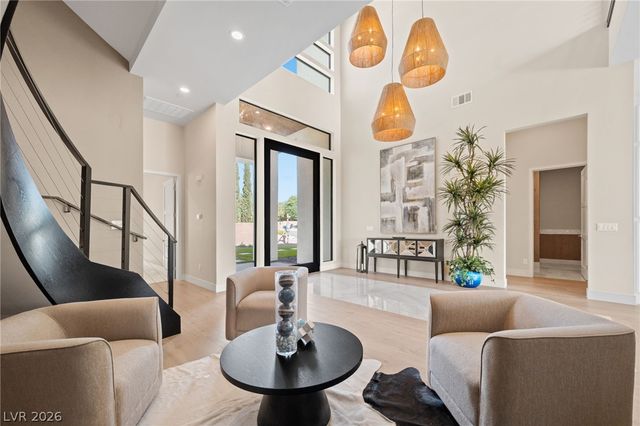 5624 North Dapple Gray Road, Las Vegas, NV 89149