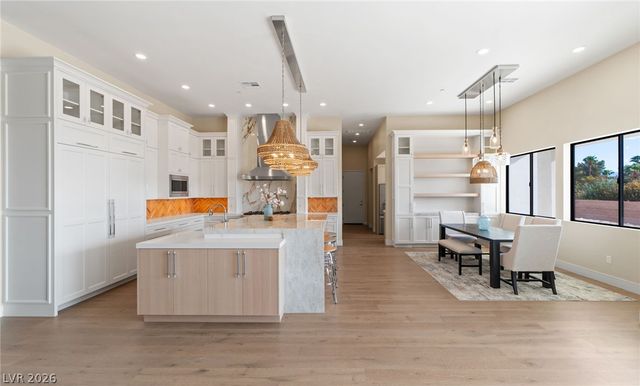 5624 North Dapple Gray Road, Las Vegas, NV 89149