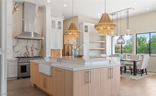 5624 North Dapple Gray Road, Las Vegas, NV 89149