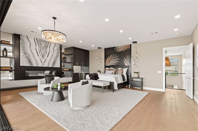 5624 North Dapple Gray Road, Las Vegas, NV 89149
