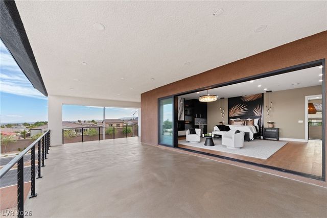 5624 North Dapple Gray Road, Las Vegas, NV 89149