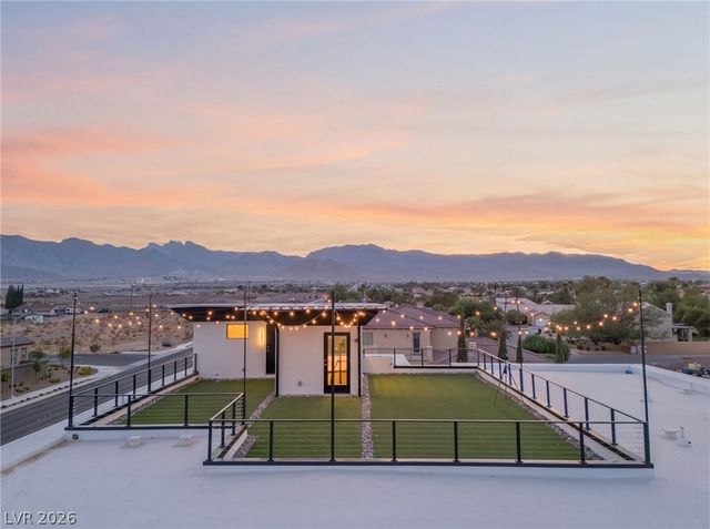5624 North Dapple Gray Road, Las Vegas, NV 89149