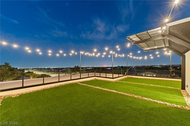 5624 North Dapple Gray Road, Las Vegas, NV 89149