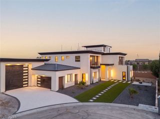 5624 North Dapple Gray Road, Las Vegas, NV 89149