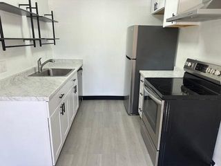 4332 Pacific Ave #42, Stockton, CA 95207