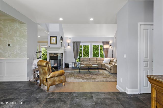 31 Highland Ridge Road, Manalapan, NJ 07726