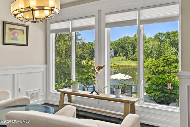 31 Highland Ridge Road, Manalapan, NJ 07726