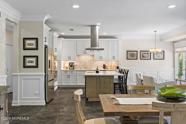 31 Highland Ridge Road, Manalapan, NJ 07726