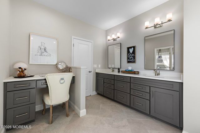 31 Highland Ridge Road, Manalapan, NJ 07726