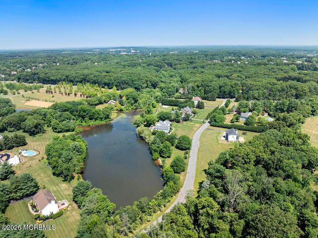 31 Highland Ridge Road, Manalapan, NJ 07726