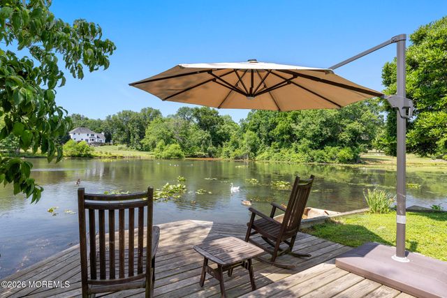 31 Highland Ridge Road, Manalapan, NJ 07726