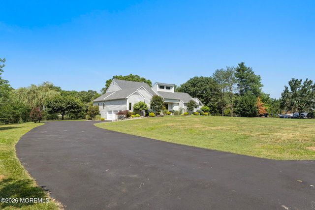 31 Highland Ridge Road, Manalapan, NJ 07726