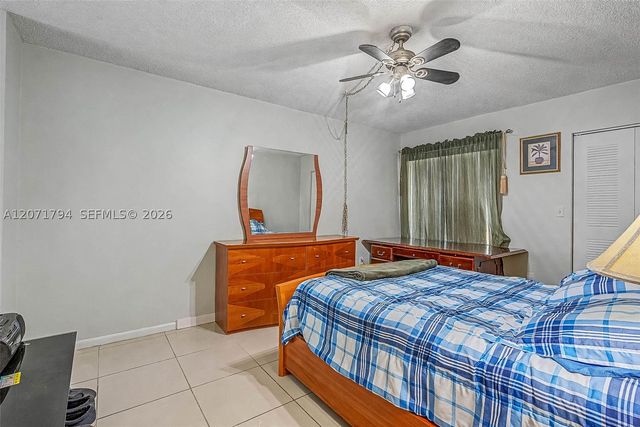 14963 SW 74th Ter, Miami, FL 33193