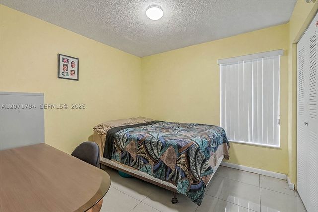 14963 SW 74th Ter, Miami, FL 33193