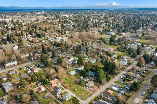 9806 30th Avenue SW, Seattle, WA 98126