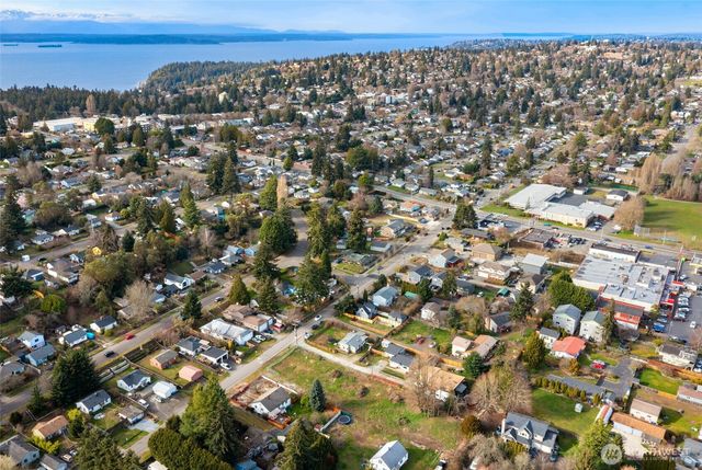 9806 30th Avenue SW, Seattle, WA 98126