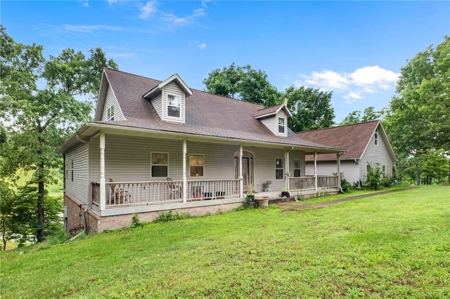 8008 Blackberry Way, Decatur, AR 72722