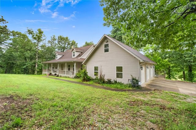 8008 Blackberry Way, Decatur, AR 72722