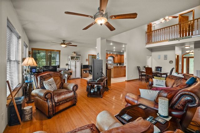 8008 Blackberry Way, Decatur, AR 72722