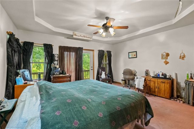 8008 Blackberry Way, Decatur, AR 72722