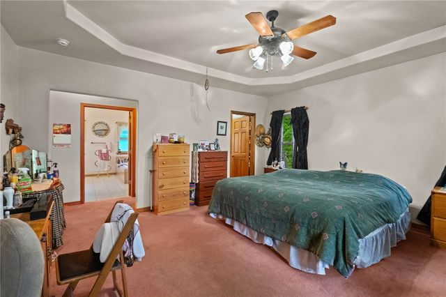 8008 Blackberry Way, Decatur, AR 72722