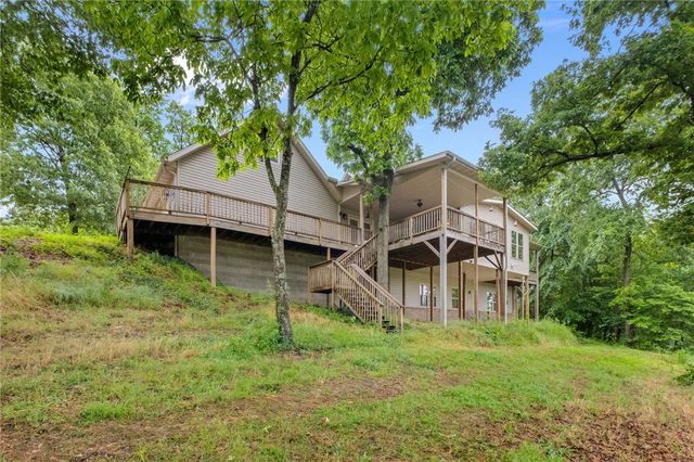 8008 Blackberry Way, Decatur, AR 72722
