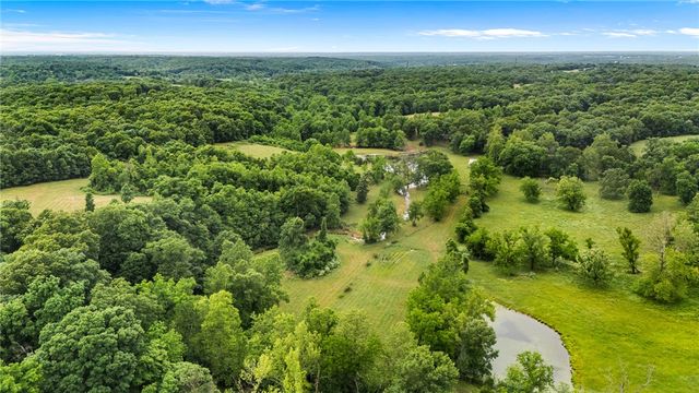 8008 Blackberry Way, Decatur, AR 72722