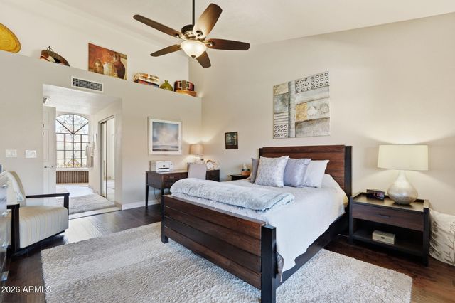 10565 E SAN SALVADOR Drive, Scottsdale, AZ 85258
