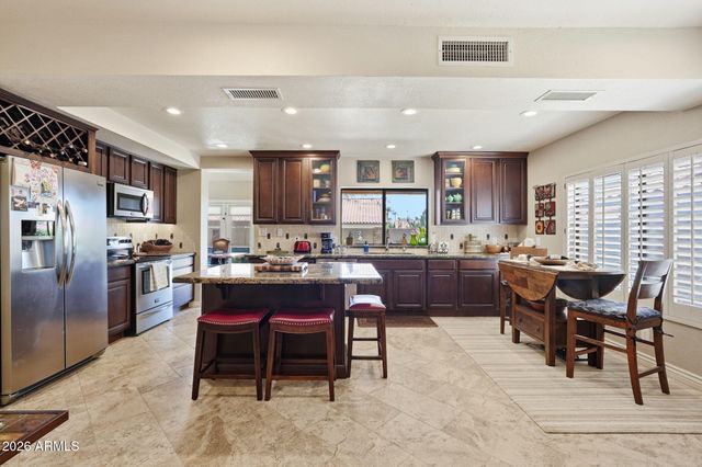 10565 E SAN SALVADOR Drive, Scottsdale, AZ 85258
