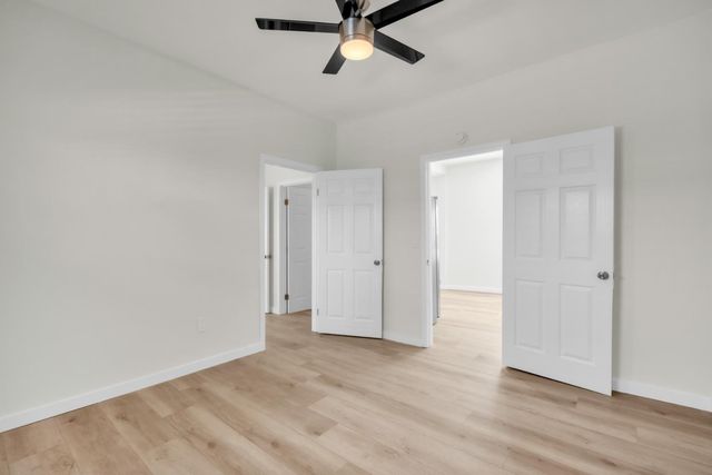 8015 36th Ave, Sacramento, CA 95824