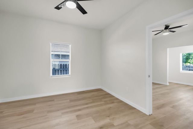 8015 36th Ave, Sacramento, CA 95824