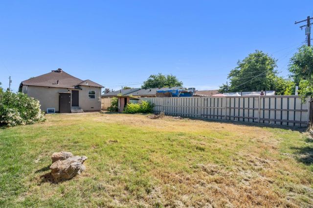 8015 36th Ave, Sacramento, CA 95824