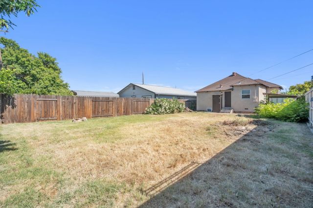 8015 36th Ave, Sacramento, CA 95824