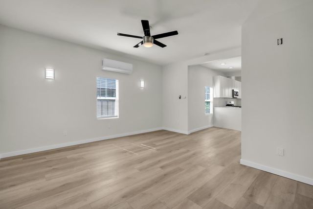 8015 36th Ave, Sacramento, CA 95824