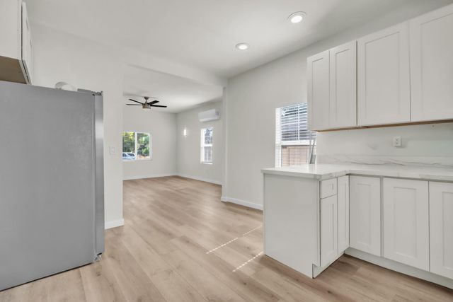 8015 36th Ave, Sacramento, CA 95824