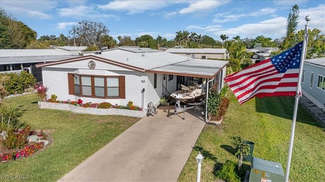 10 Lake Diane Dr, Naples, FL 34114